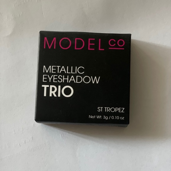 Model Co Eyeshadow (metallic trio) - Picture 2 of 3